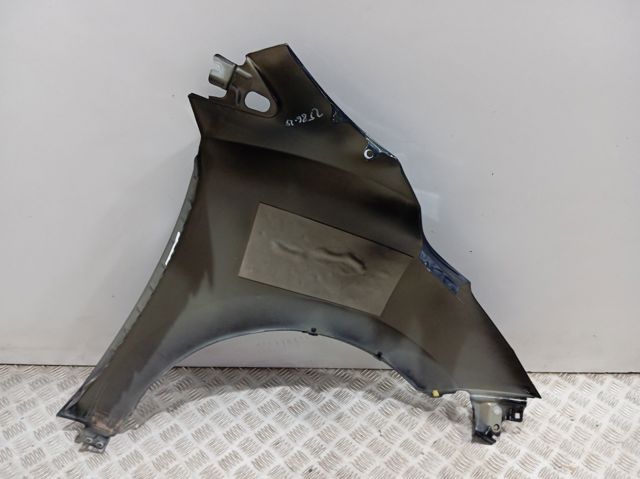 631015FA0J Nissan/Infiniti Переднее левое крыло