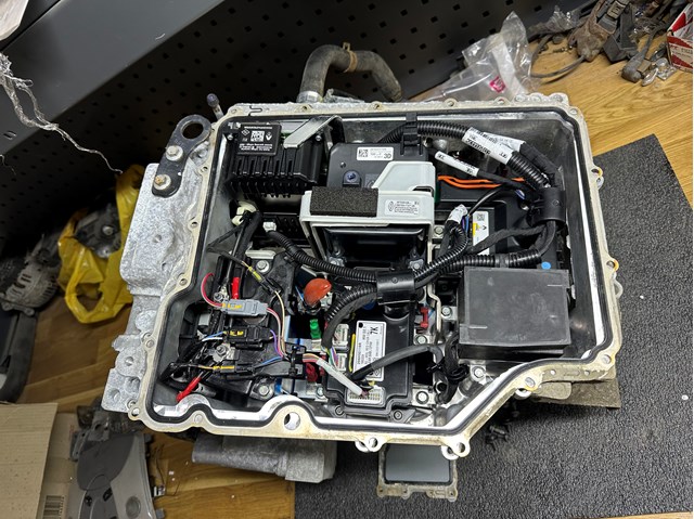 296H50118R RENAULT Módulo de control de carga de la batería principal (ECU) original y equivalente