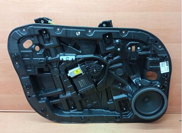 31676497 Volvo 