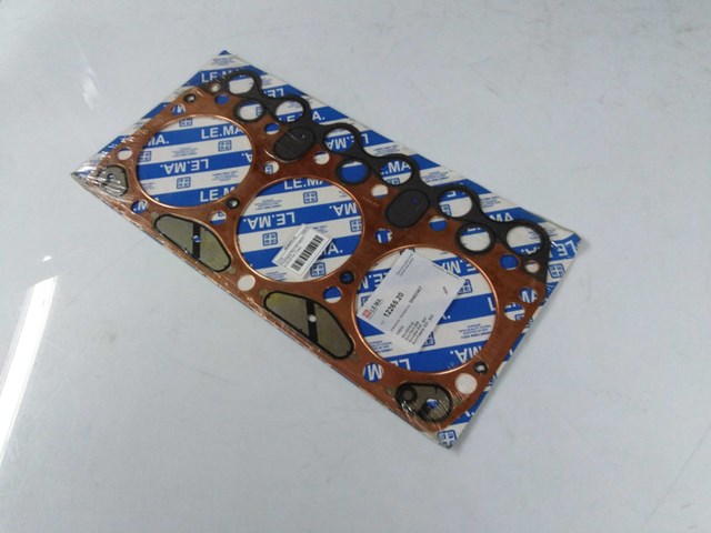 Крышка бензобака 10740T Le.ma.