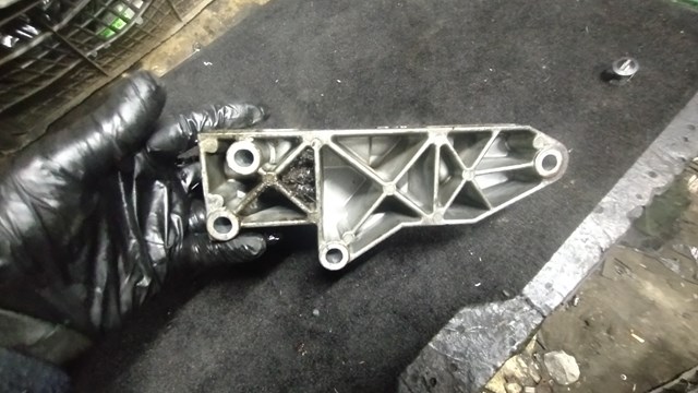  Land Rover 11162247711 цена, от 57.91 USD