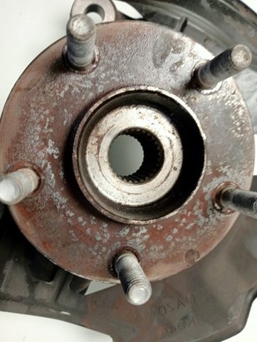 Купить D10E33031 Mazda 