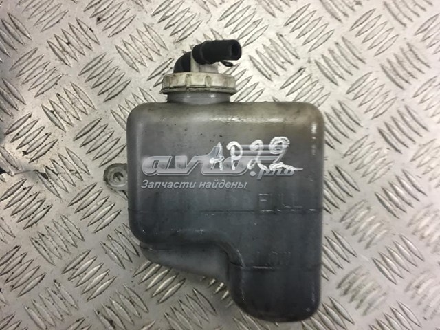 Tanque de expansão do sistema de esfriamento para Mitsubishi L 200 (K60, K70)