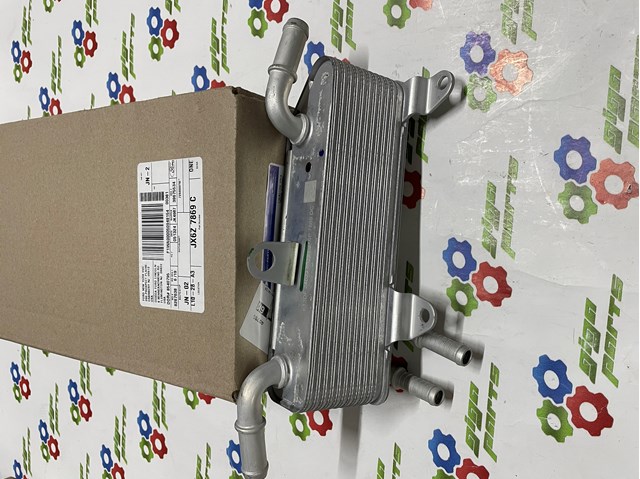 JX6Z7869C Ford Радиатор охлаждения, АКПП