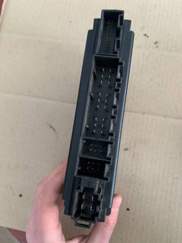 Блок управления бортовой сети VAG 7L6937049AF