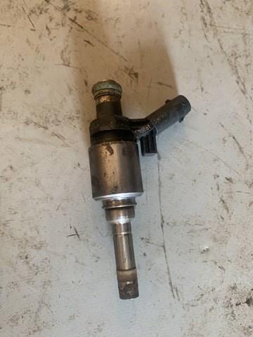 261500160 Bosch Топливные форсунки