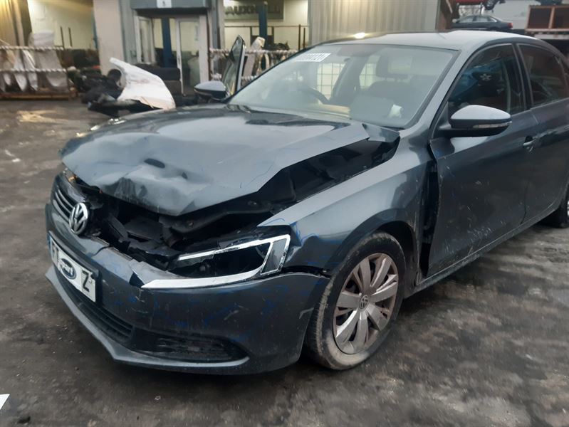 Авторазборка VOLKSWAGEN JETTA VI седан (162, 163, AV3, AV2, AY2, AY3) (2011 - 2019)