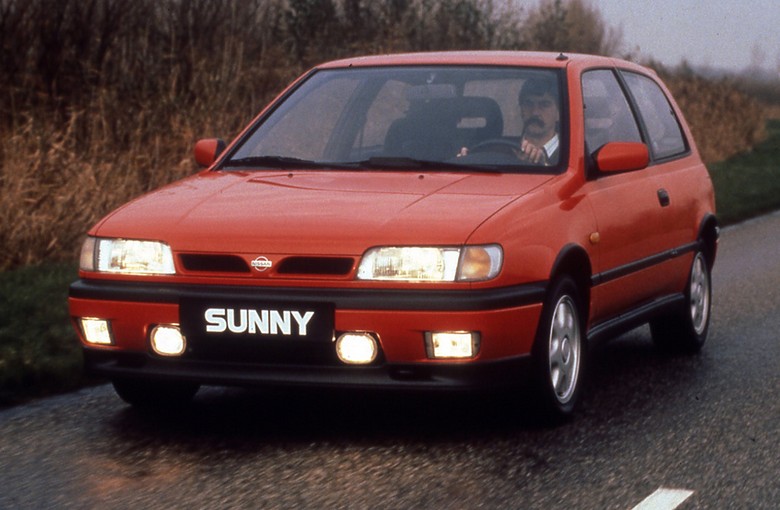 Nissan Sunny III (1990 - 1995)