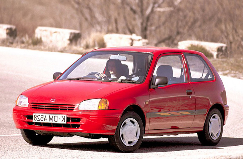 Тойота Старлет (1996 - 1999)