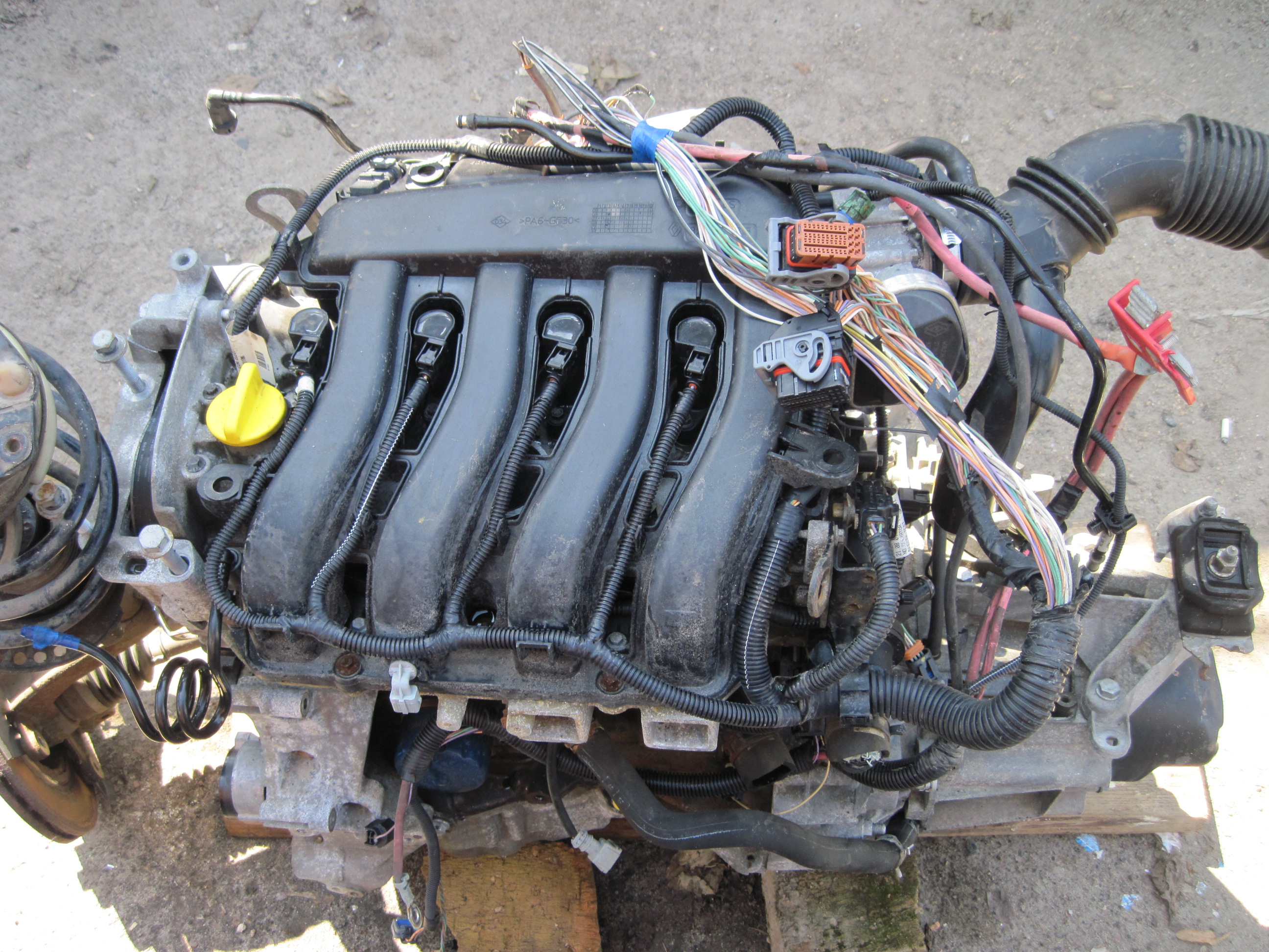 Авторазборка RENAULT MEGANE II седан (LM0, LM1) (2003 - 2012)