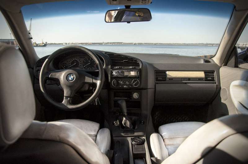 Разборка BMW 3 седан (E36) (1990 - 1998)