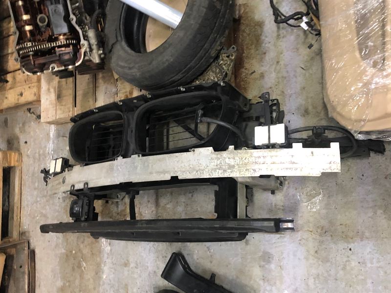 Разборка BMW 7 седан (F01, F02, F03, F04) (2008 - 2015)