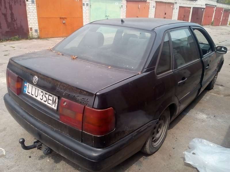Авторазборка VOLKSWAGEN PASSAT B3, B4 седан (3A2, 351, 312) (1988 - 1997)