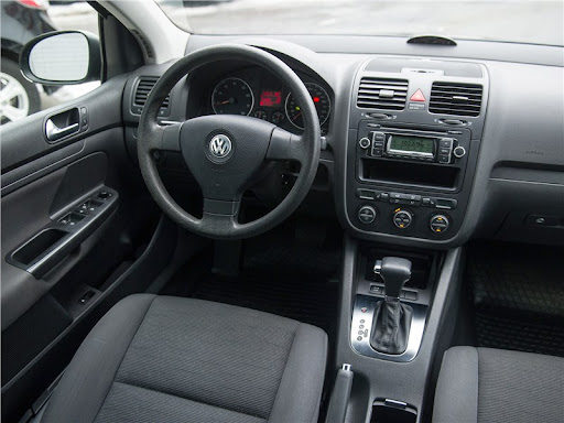Разборка VOLKSWAGEN GOLF V хэтчбек (1K1) (2003 - 2010)
