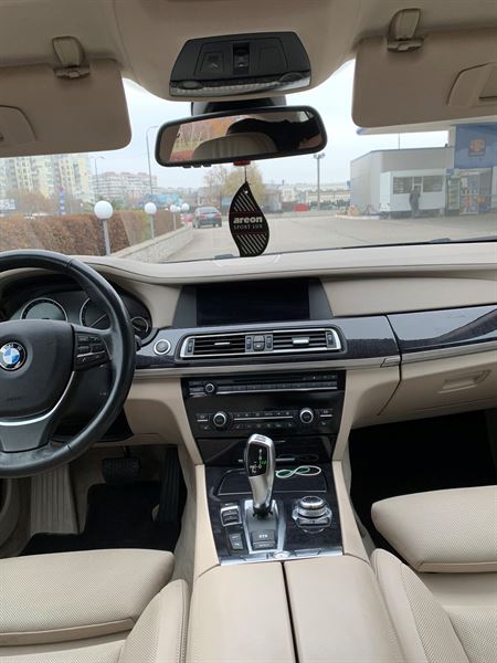 Авторазборка BMW 7 седан (F01, F02, F03, F04) (2008 - 2015)