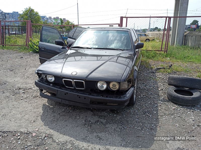 Разборка BMW 7 седан (E32) (1986 - 1994)
