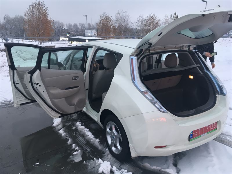 Авторазборка NISSAN LEAF I хэтчбек (ZE0) (2010 - 2012)