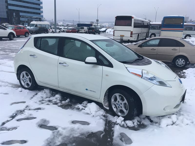 Авторазборка NISSAN LEAF I хэтчбек (ZE0) (2010 - 2012)