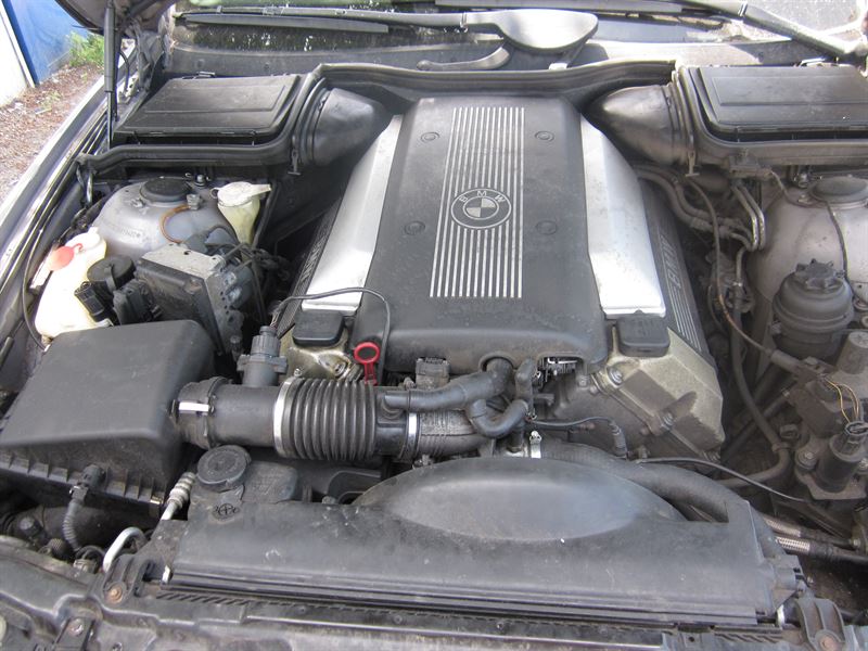 Разборка BMW 5 седан (E39) (1995 - 2003)