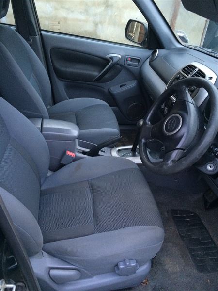 Авторазборка TOYOTA RAV 4 II внедорожник (XA2) (2000 - 2005)