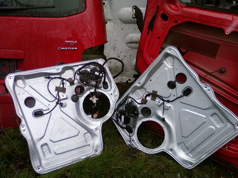 VOLKSWAGEN TRANSPORTER T5 автобус (7HB, 7HJ, 7EB, 7EJ) (2003 - 2016) Разборка VOLKSWAGEN TRANSPORTER T5 автобус (7HB, 7HJ, 7EB, 7EJ) (2003 - 2016)