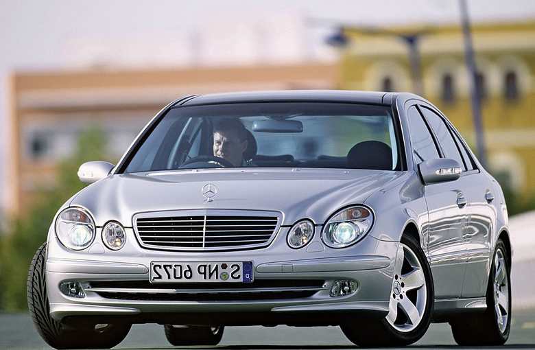 Mercedes-Benz E (2002 - 2008)