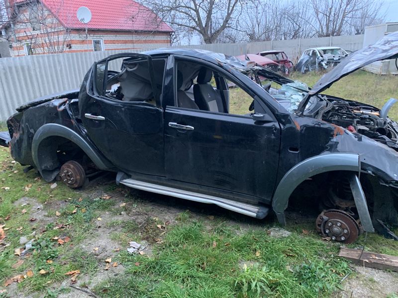 Разборка MITSUBISHI L 200 IV пикап (KA, KB) (2005 - 2015)