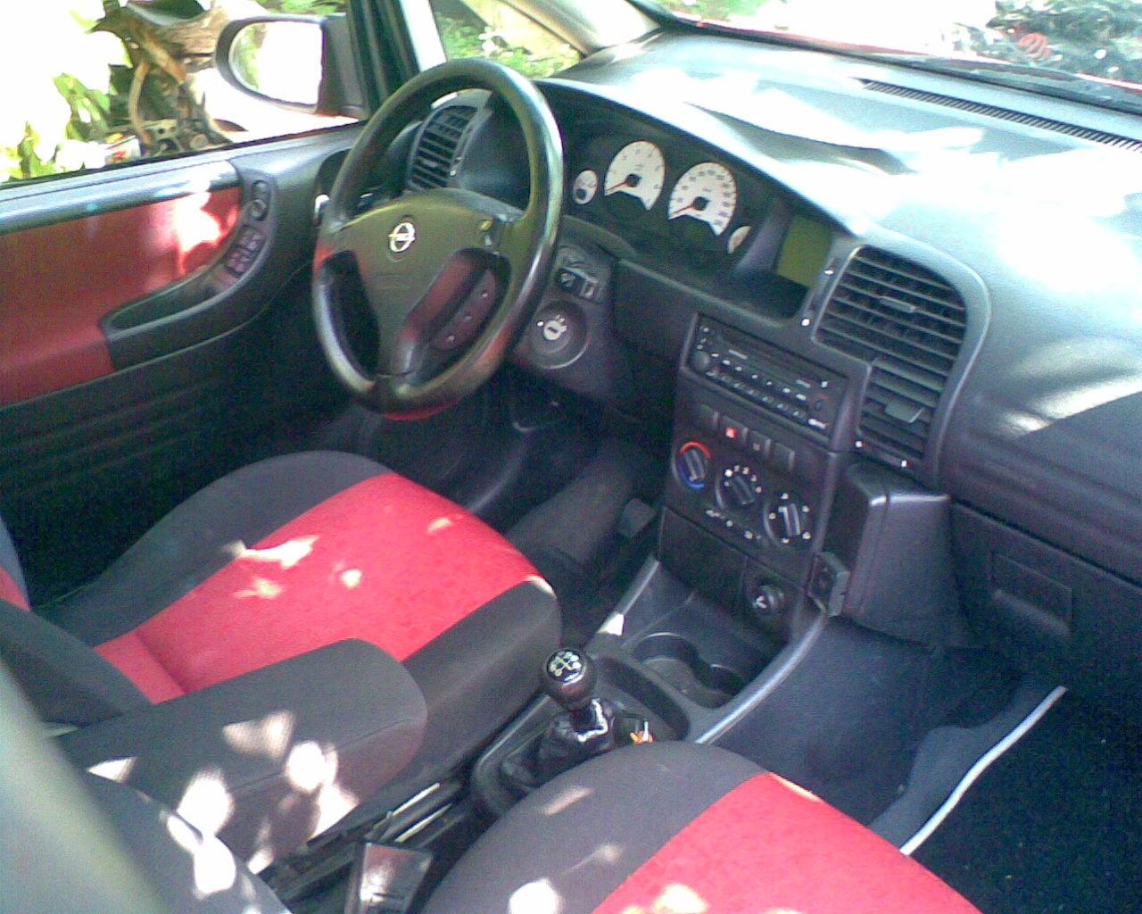 Авторазборка OPEL ZAFIRA A минивэн (F75) (1999 - 2005)