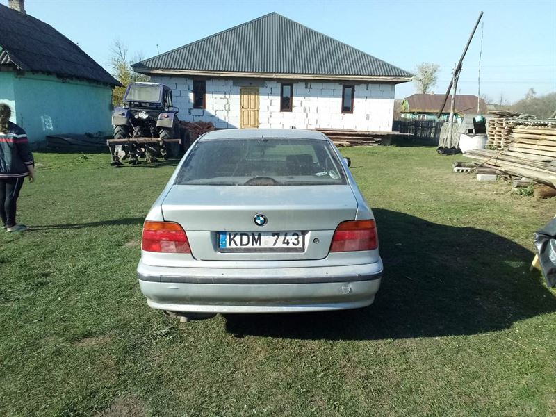 Разборка BMW 5 седан (E39) (1995 - 2003)