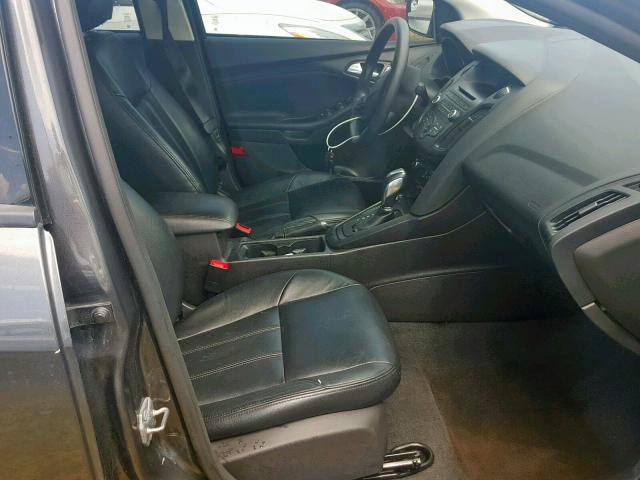 Разборка FORD FOCUS седан (2011 - 2026)