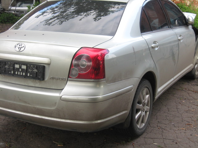 Разборка TOYOTA AVENSIS II седан (T25) (2003 - 2008)