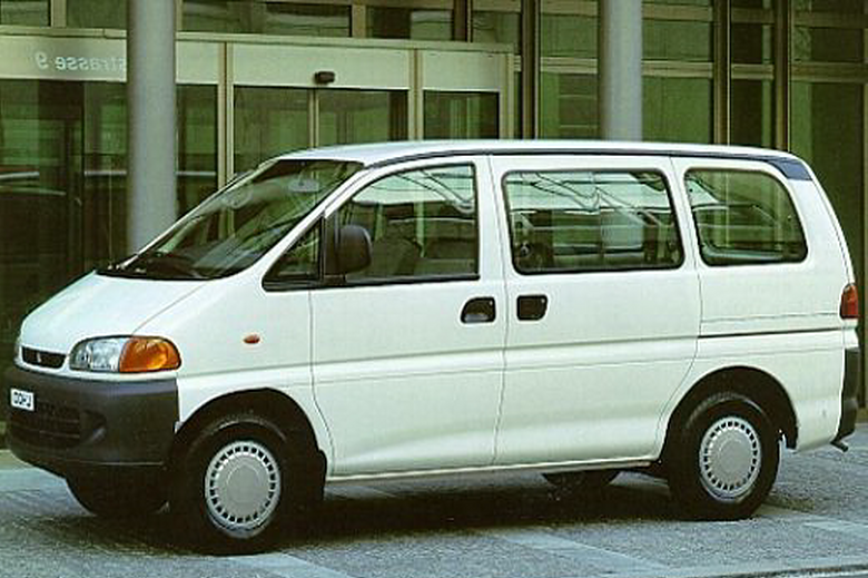 Міцубісі L400 (1996 - 2006)