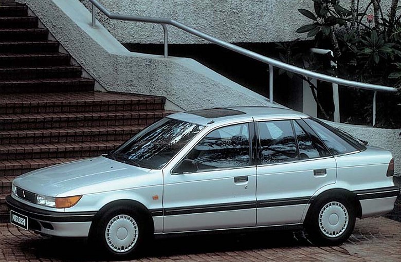 Mitsubishi Lancer IV (1988 - 1994)