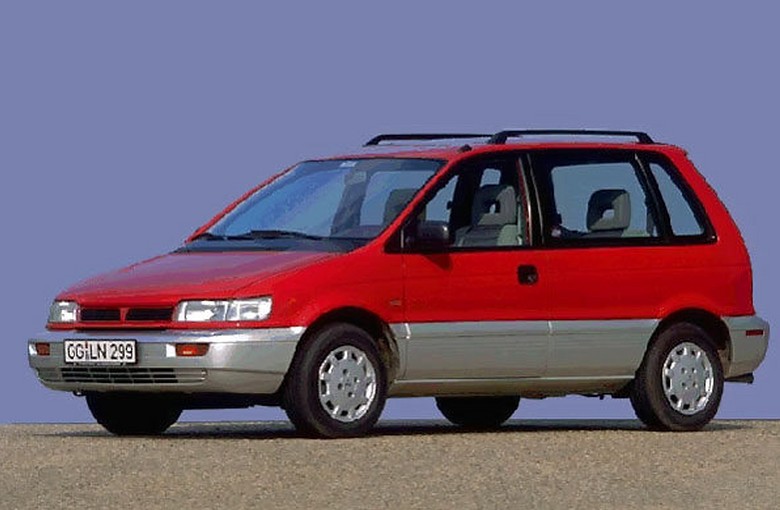 Mitsubishi Space Runner (1991 - 1999)