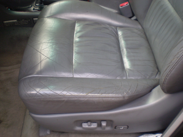 Разборка TOYOTA LAND CRUISER 100 внедорожник (J10) (1998 - 2007)