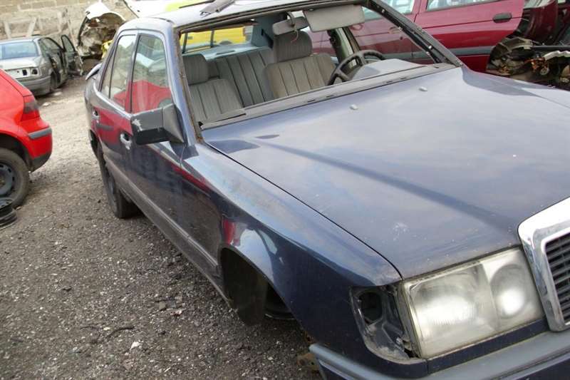 Авторазборка MERCEDES E седан (W124) (1984 - 1993)