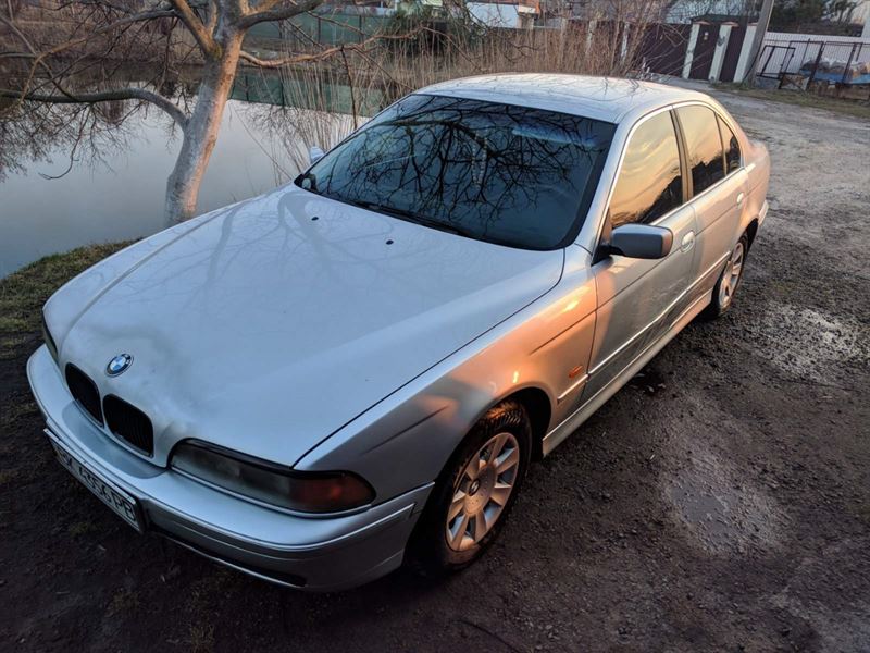 Авторазборка BMW 5 седан (E39) (1995 - 2003)
