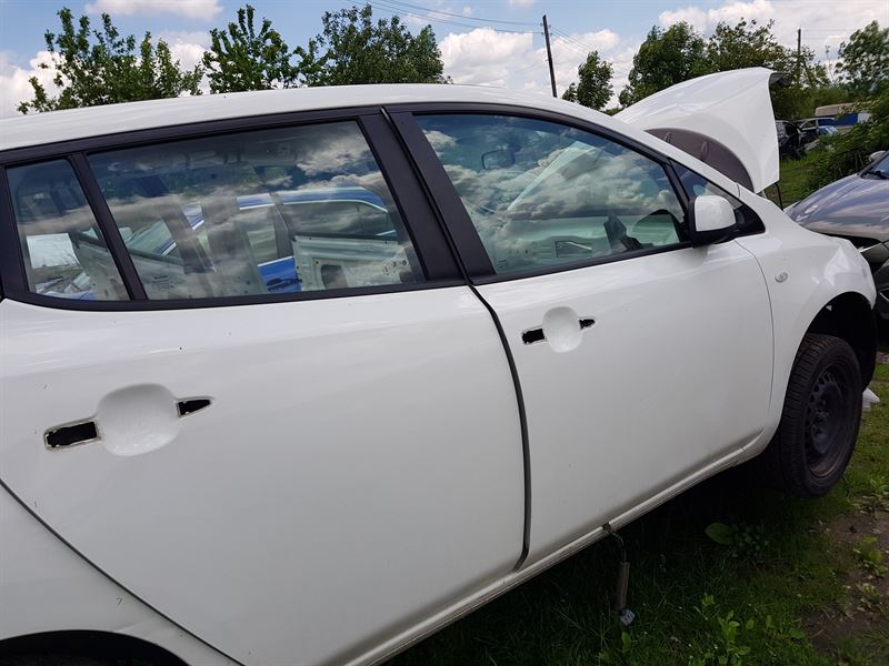 Разборка NISSAN LEAF I хэтчбек (ZE0E) (2013 - 2017)