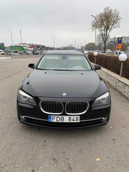 Разборка BMW 7 седан (F01, F02, F03, F04) (2008 - 2015)