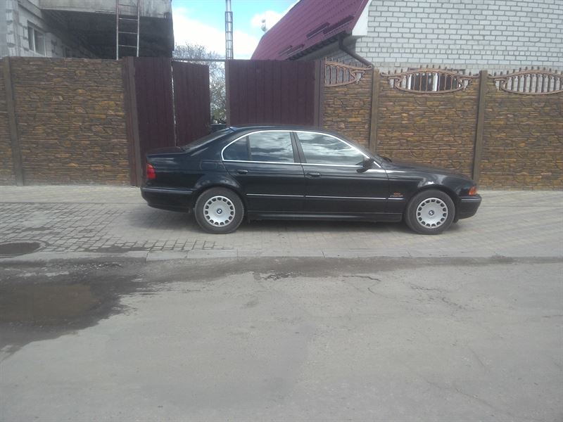 Авторазборка BMW 5 седан (E39) (1995 - 2003)