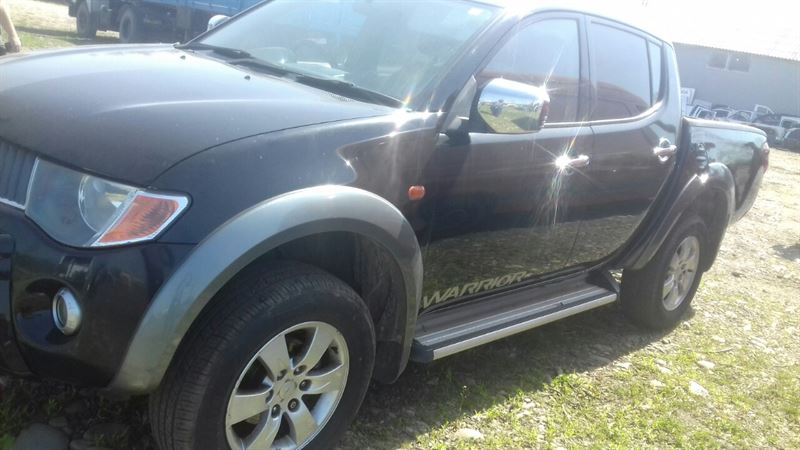 Авторазборка MITSUBISHI L 200 IV пикап (KA, KB) (2005 - 2015)