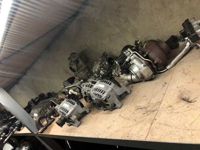 Разборка BMW 7 седан (F01, F02, F03, F04) (2008 - 2015)