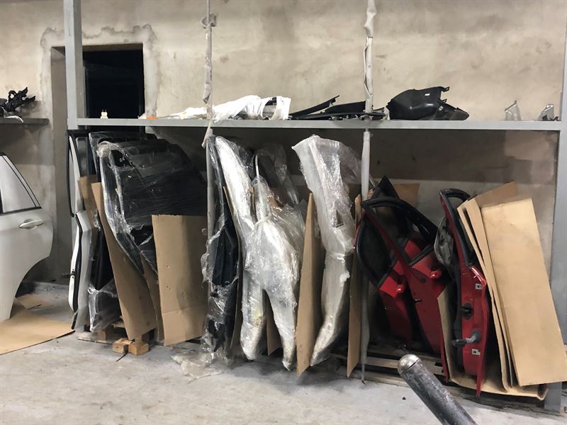 Авторазборка BMW 7 седан (F01, F02, F03, F04) (2008 - 2015)