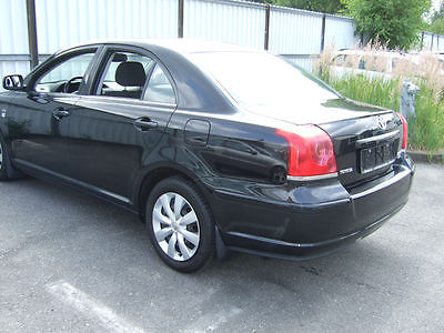 Разборка TOYOTA AVENSIS II седан (T25) (2003 - 2008)