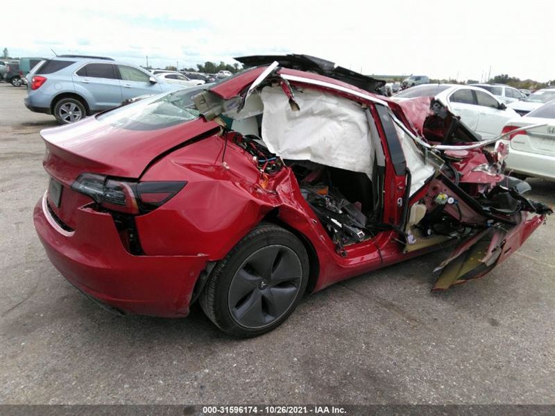 Разборка TESLA MODEL 3 седан (5YJ3) (2016 - 2026)