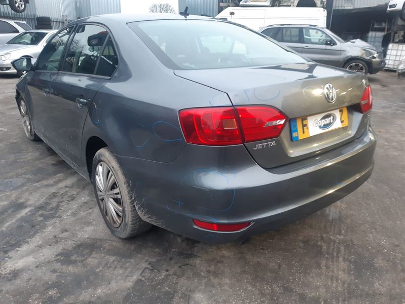 Разборка VOLKSWAGEN JETTA VI седан (162, 163, AV3, AV2, AY2, AY3) (2011 - 2019)