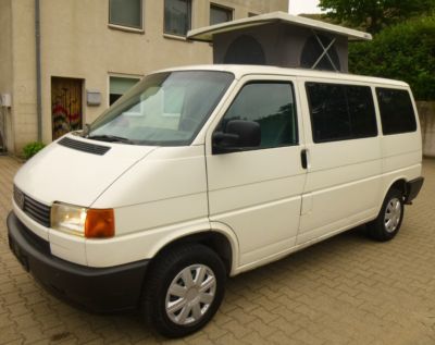 Разборка VOLKSWAGEN TRANSPORTER T4 автобус (70B, 70C, 7DB, 7DK, 70J, 70K, 7DC, 7DJ) (1990 - 2004)