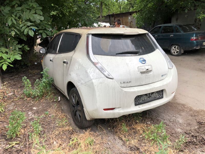 Разборка NISSAN LEAF I хэтчбек (ZE0U) (2012 - 2017)
