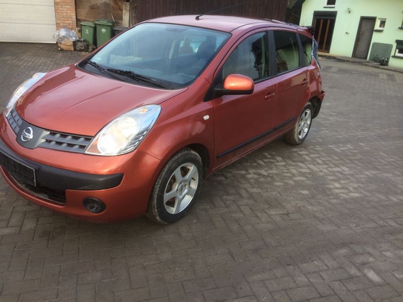 Разборка NISSAN NOTE минивэн (E11) (06 - 12) (2006 - 2012)