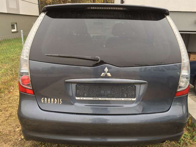 Разборка MITSUBISHI GRANDIS минивэн (NAW) (2004 - 2010)